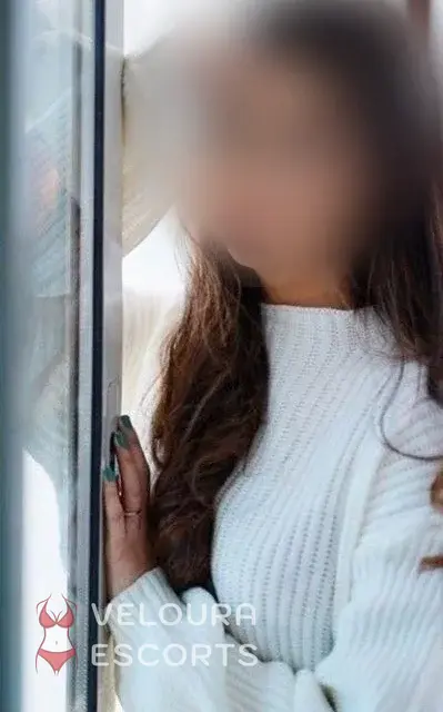 Meet Pihu | Escort Profile | Private Evening in Mumbai