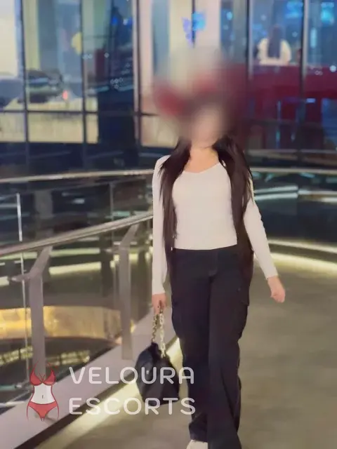 Meet Sara | Escort Profile | Private Evening in Mumbai