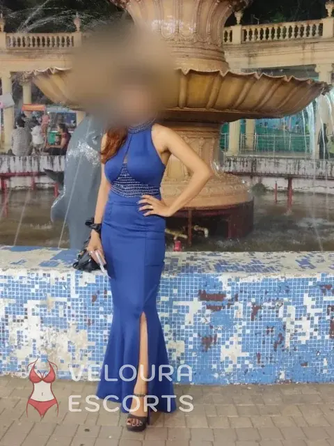 Meet Kashish | Escort Profile | Private Evening in Mumbai