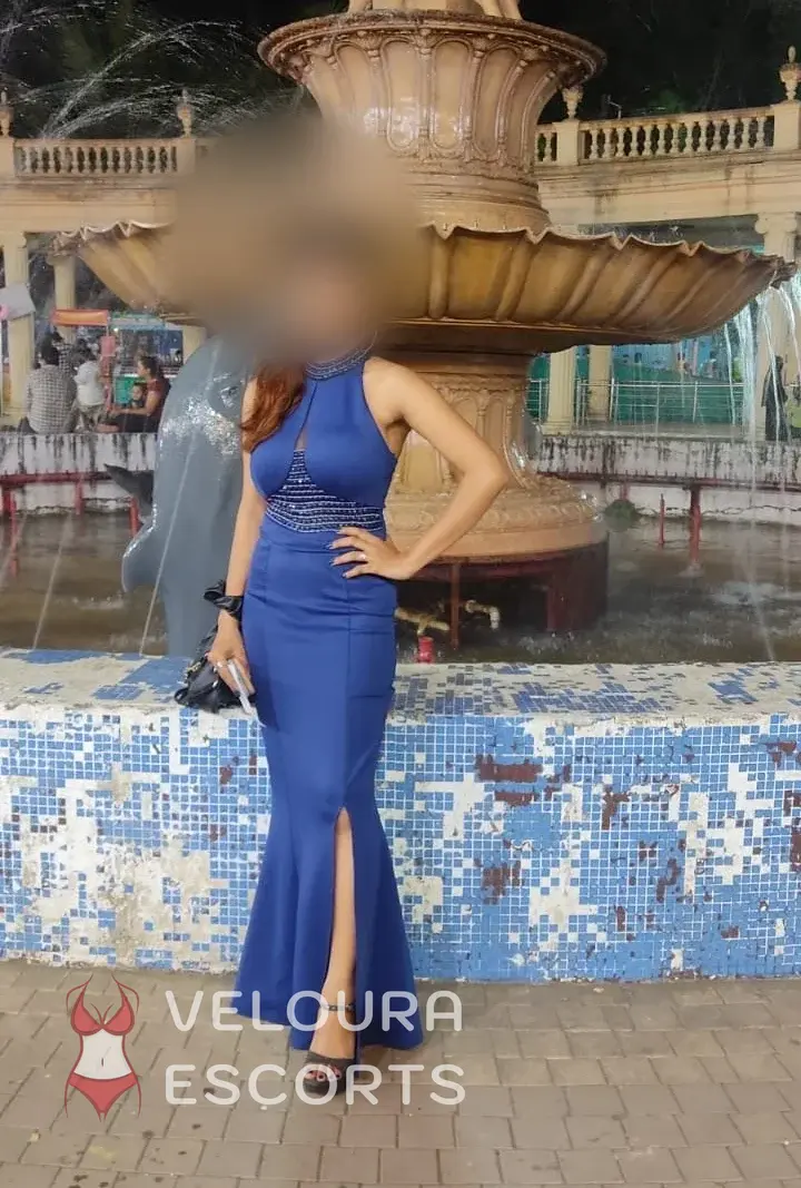 Meet Kashish | Escort Profile | Private Evening in Mumbai