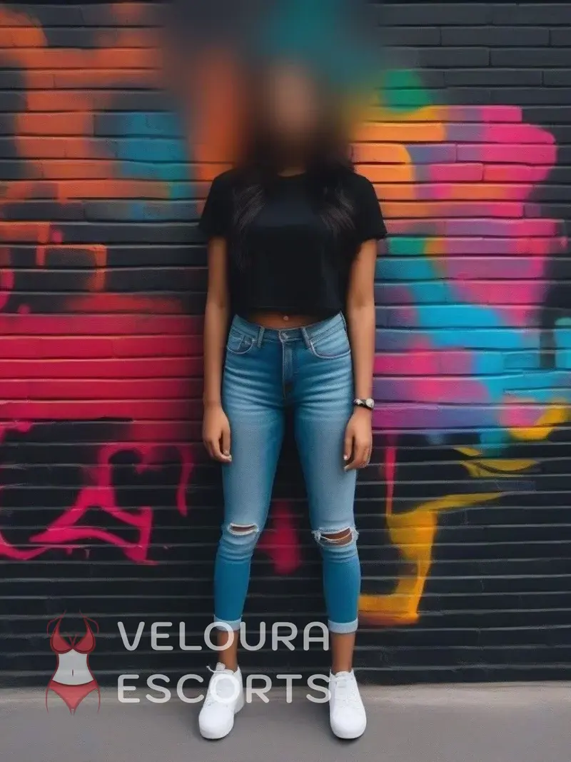 Meet Reshma | Escort Profile | Private Evening in Mumbai