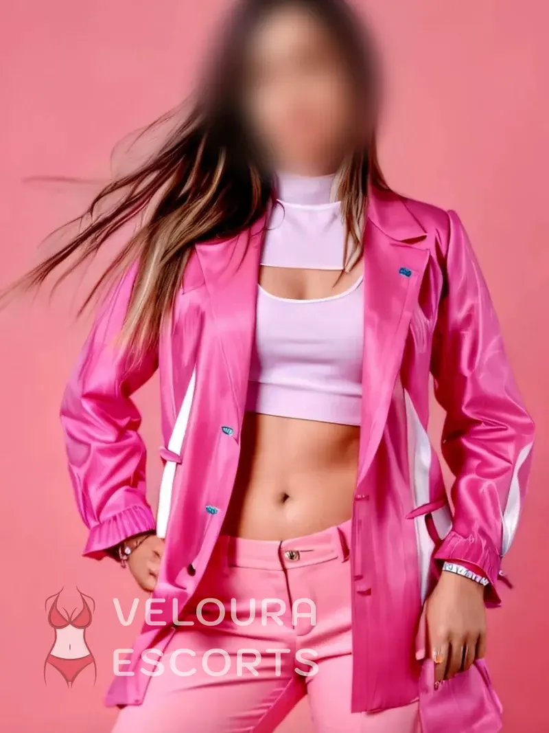Meet Susmita | Escort Profile | Private Evening in Mumbai