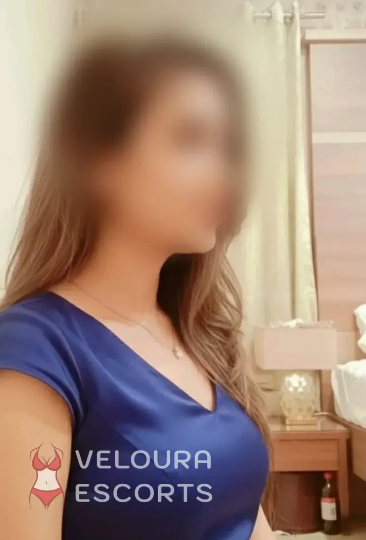 Meet Pooja | Escort Profile | Private Evening in Mumbai