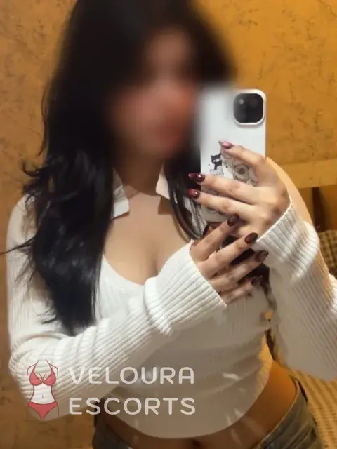 Meet Shalu | Escort Profile | Private Evening in Mumbai